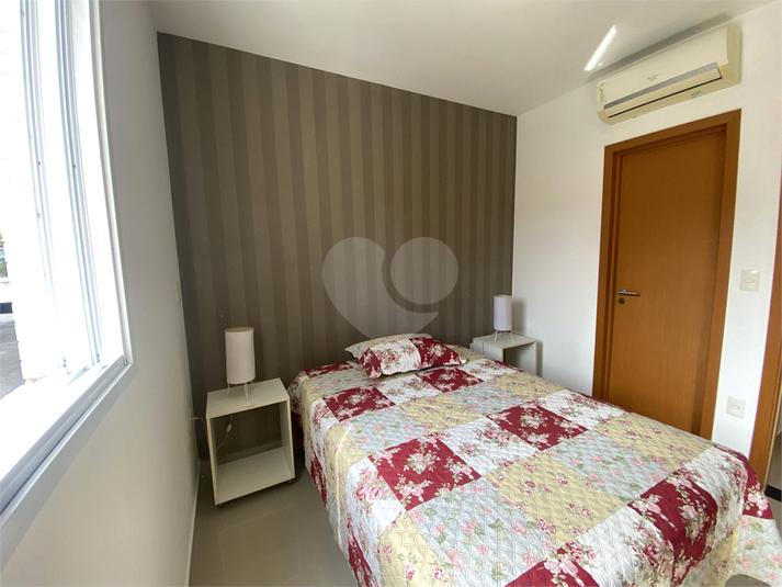 Foto REO1135485