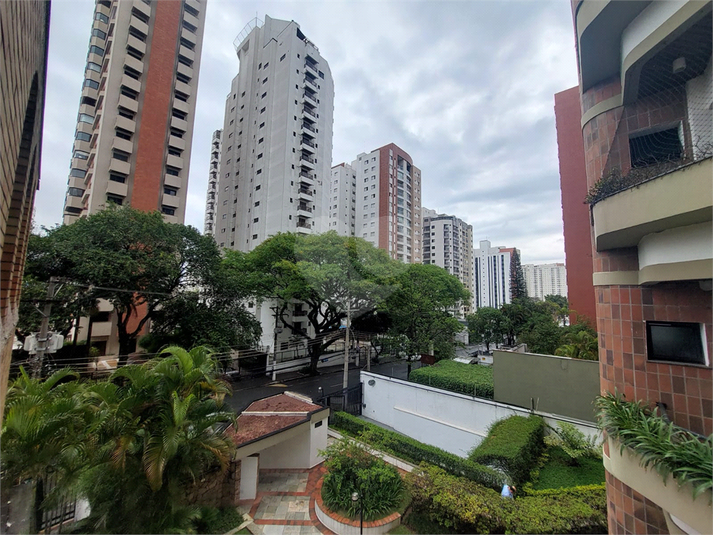 Foto REO1135493