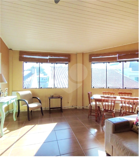Foto REO1135500