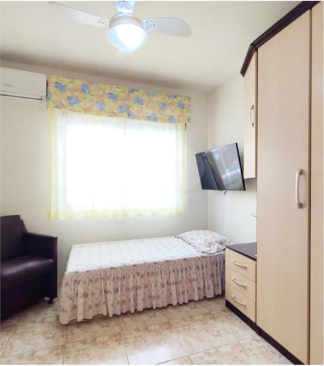 Foto REO1135500
