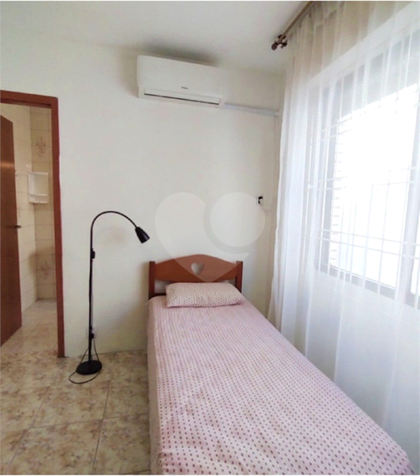 Foto REO1135500