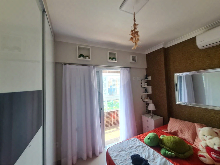 Foto REO1135532