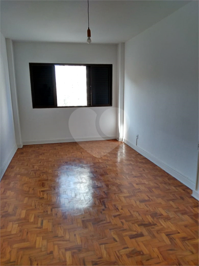 Foto REO1135549