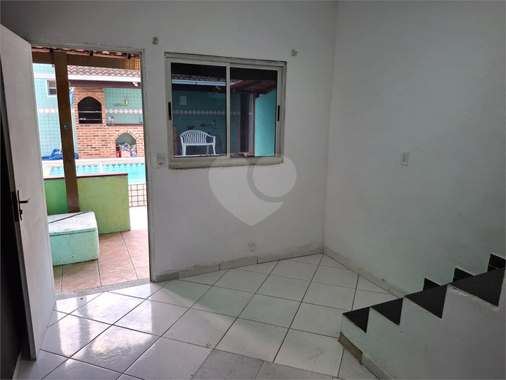 Foto REO1135591