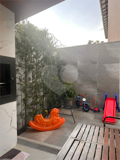 Foto REO1135633