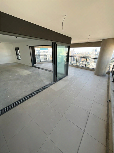 Foto REO1135635