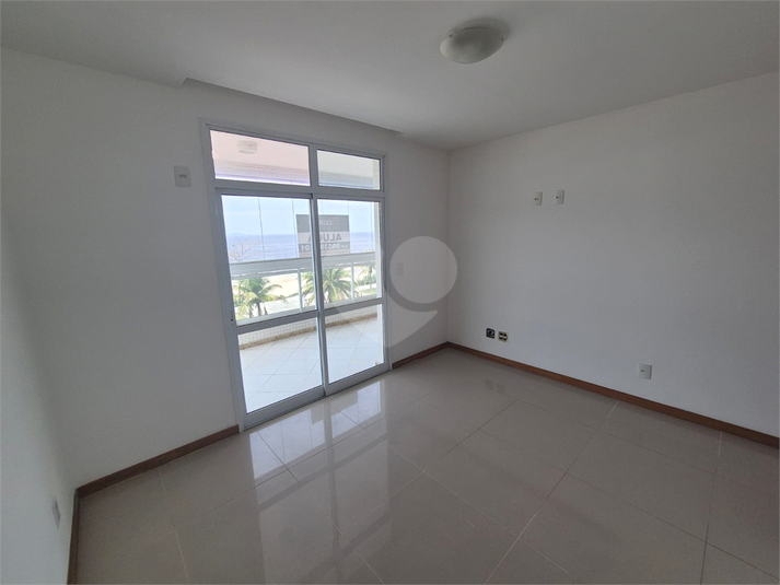 Foto REO1135651