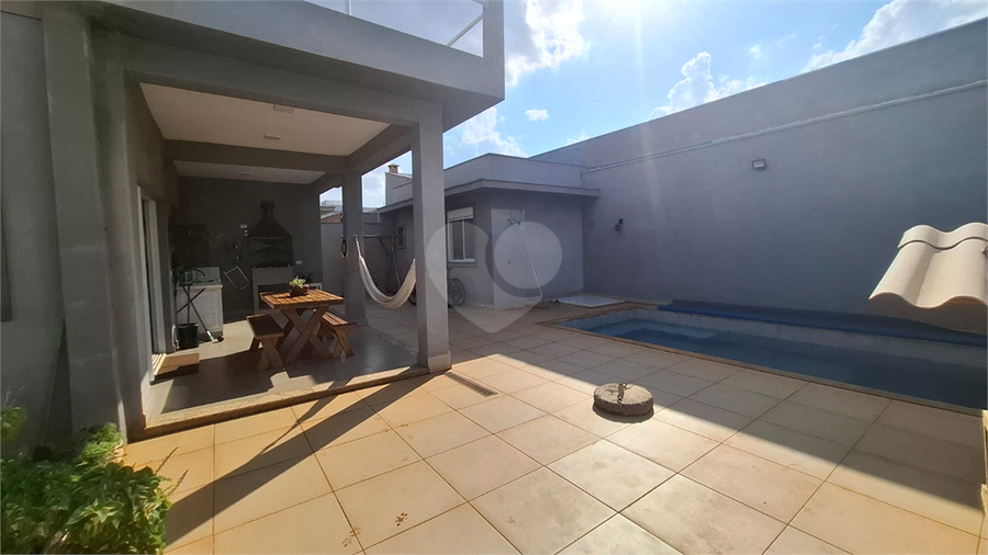 Foto REO1135662