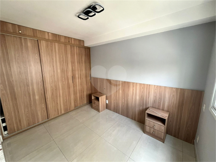 Foto REO1135731