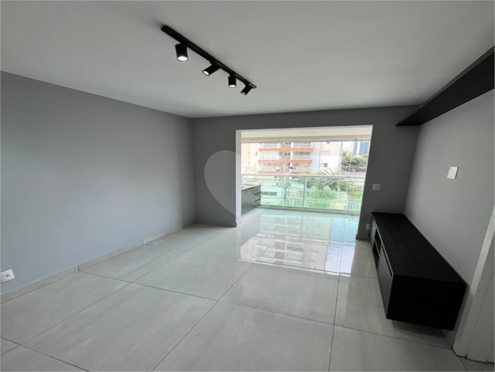 Foto REO1135731
