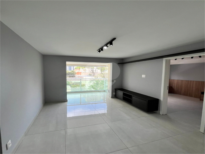 Foto REO1135731
