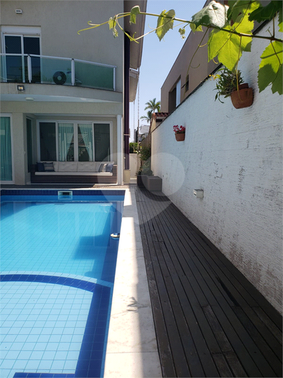 Foto REO1135744