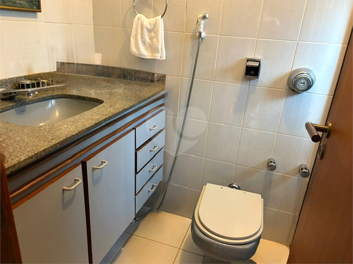 Foto REO1135835