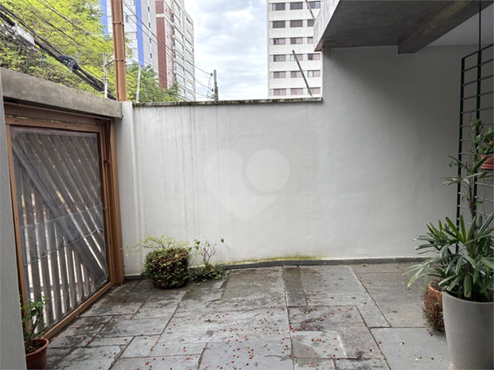 Foto REO1135835
