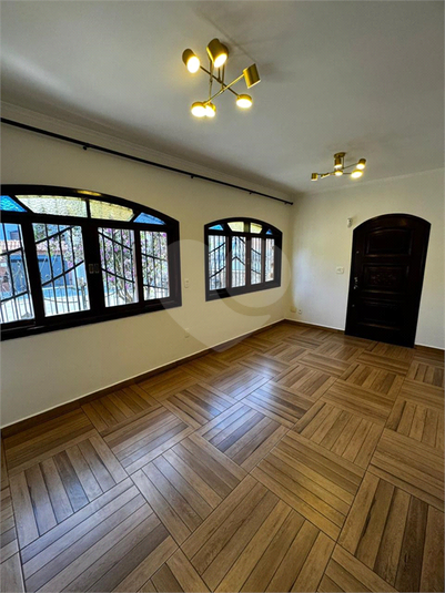 Foto REO1135867