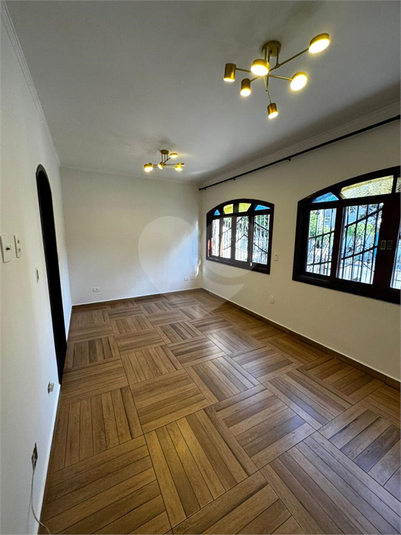 Foto REO1135867