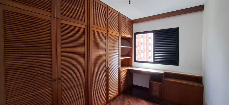 Foto REO1135967