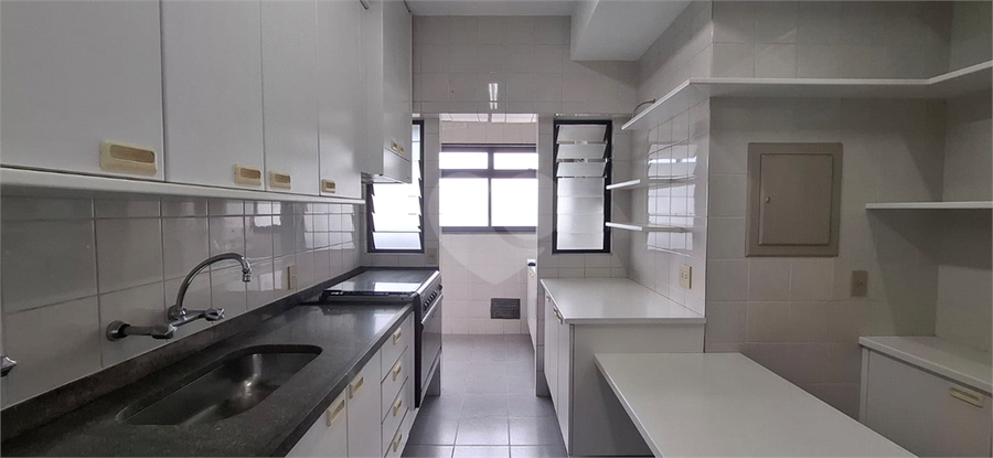 Foto REO1135967