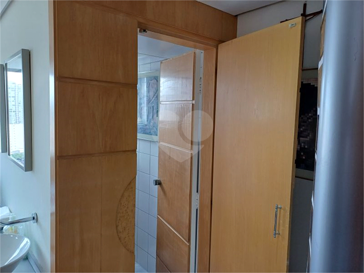 Foto REO1135975