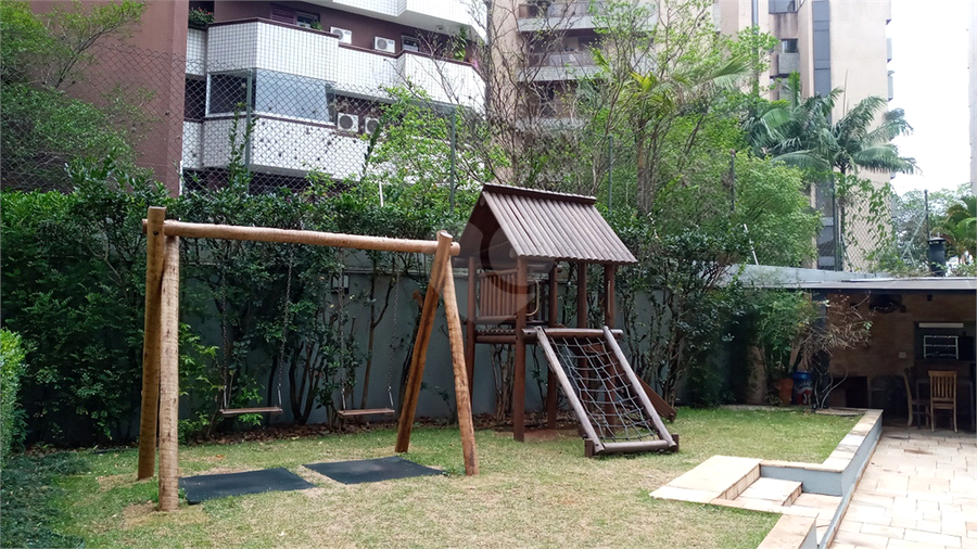 Foto REO1135976