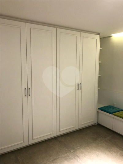 Foto REO1136018