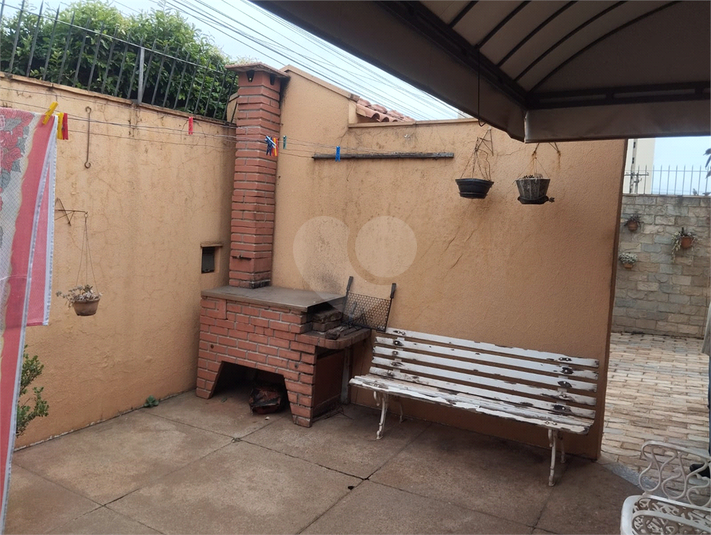 Foto REO1136023