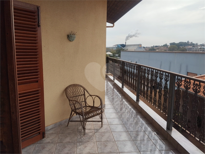 Foto REO1136023
