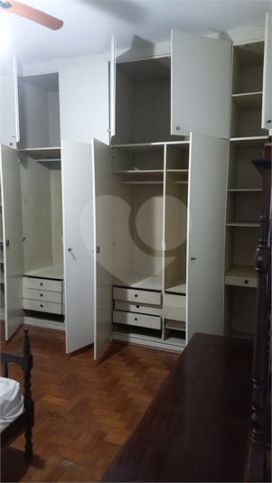 Foto REO1136033