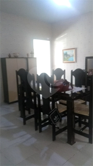 Foto REO1136044