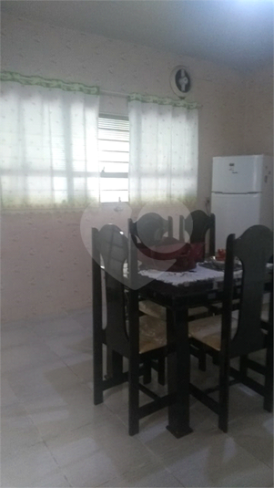 Foto REO1136044