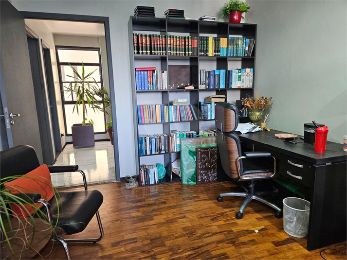 Foto REO1136067