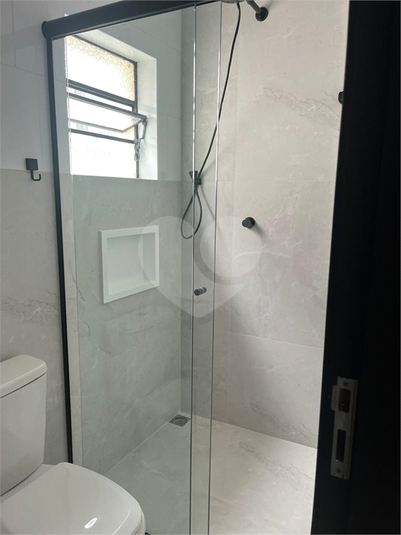Foto REO1136076