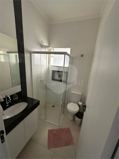 Foto REO1136083