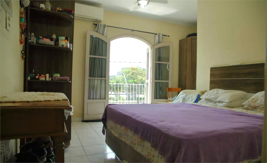 Foto REO1136090