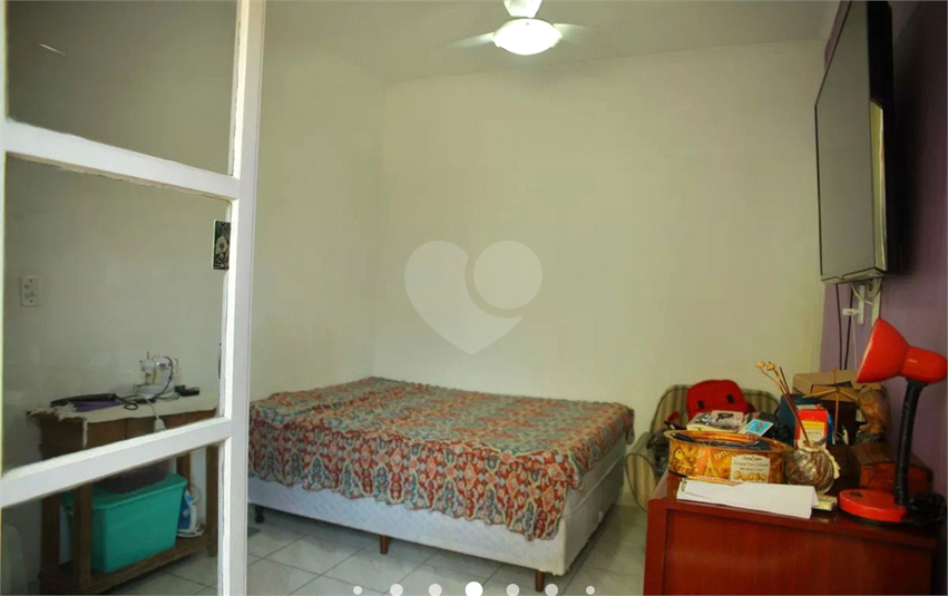 Foto REO1136090