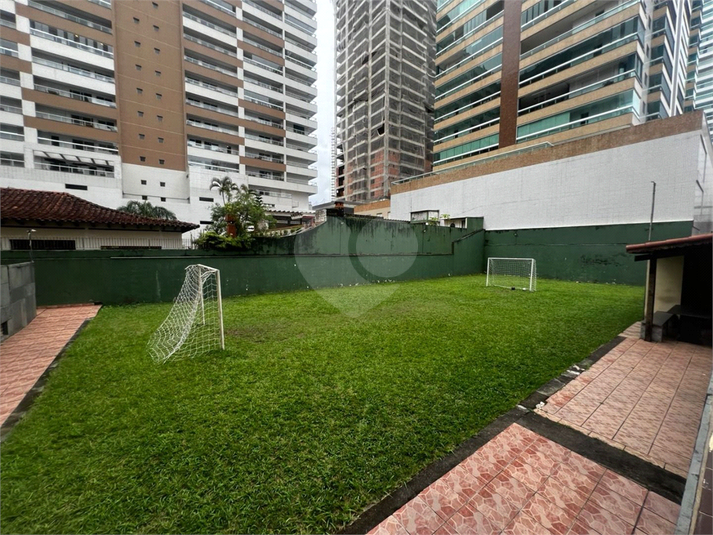Foto REO1136092
