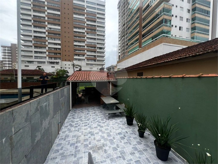 Foto REO1136092