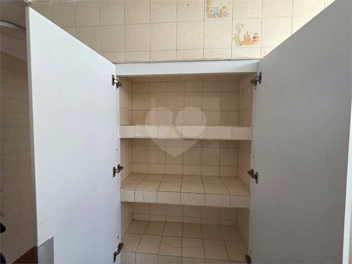 Foto REO1136106
