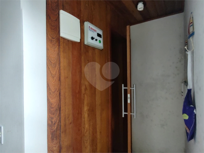 Foto REO1136114