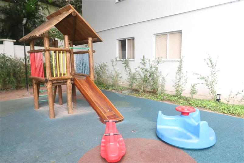 Foto REO1136118