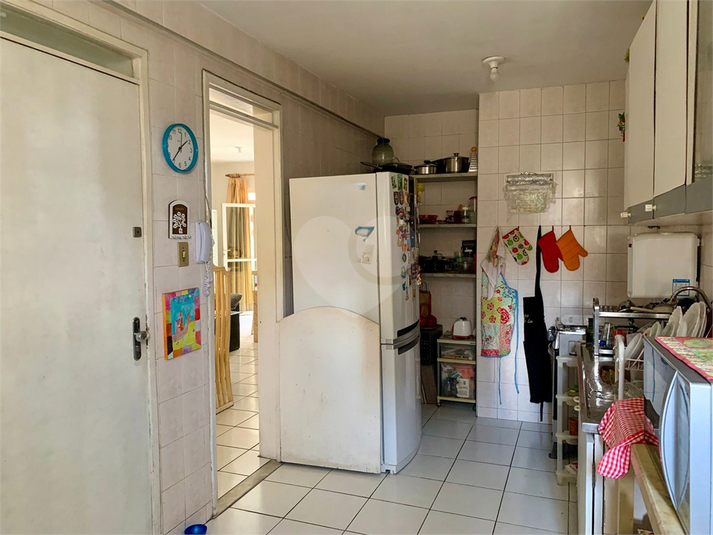 Foto REO1136130