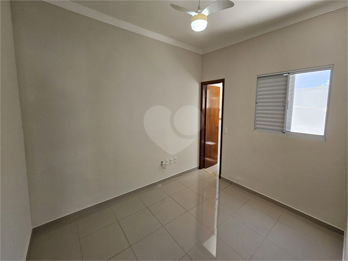 Foto REO1136133