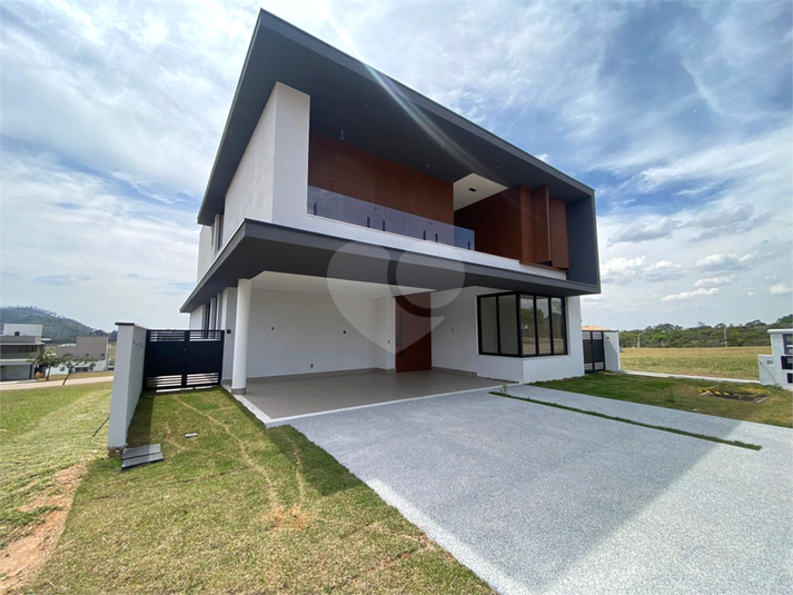 Foto REO1136136
