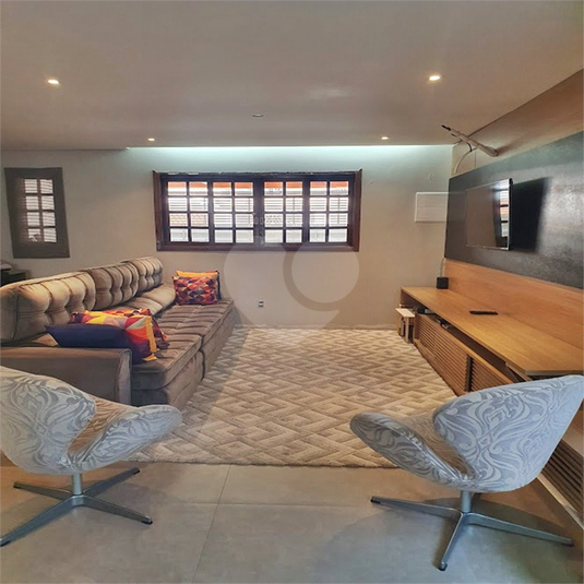 Foto REO1136137