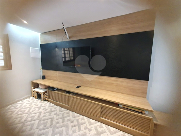 Foto REO1136137