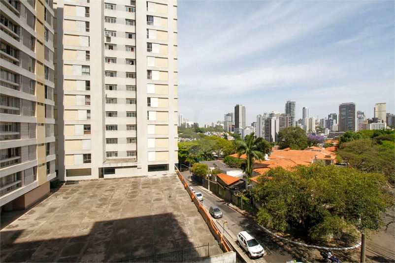 Foto REO1136144