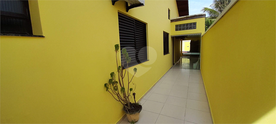Foto REO1136160