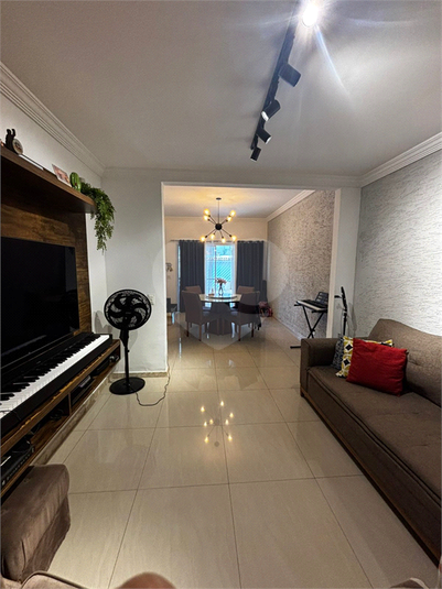 Foto REO1136169