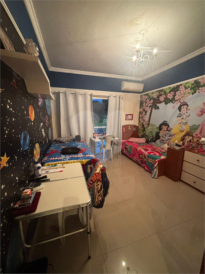 Foto REO1136169