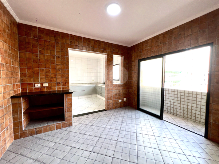 Foto REO1136172